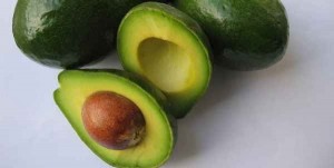 Avocado - valori nutritionale, calorii, beneficii pentru sanatate