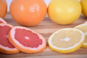 beneficii grapefruit rosu si alb, calorii, valori nutritionale